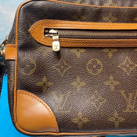 Louis Vuitton Monogram Marly Dragonne Wristlet With COA in VGC - Picture 3 of 13